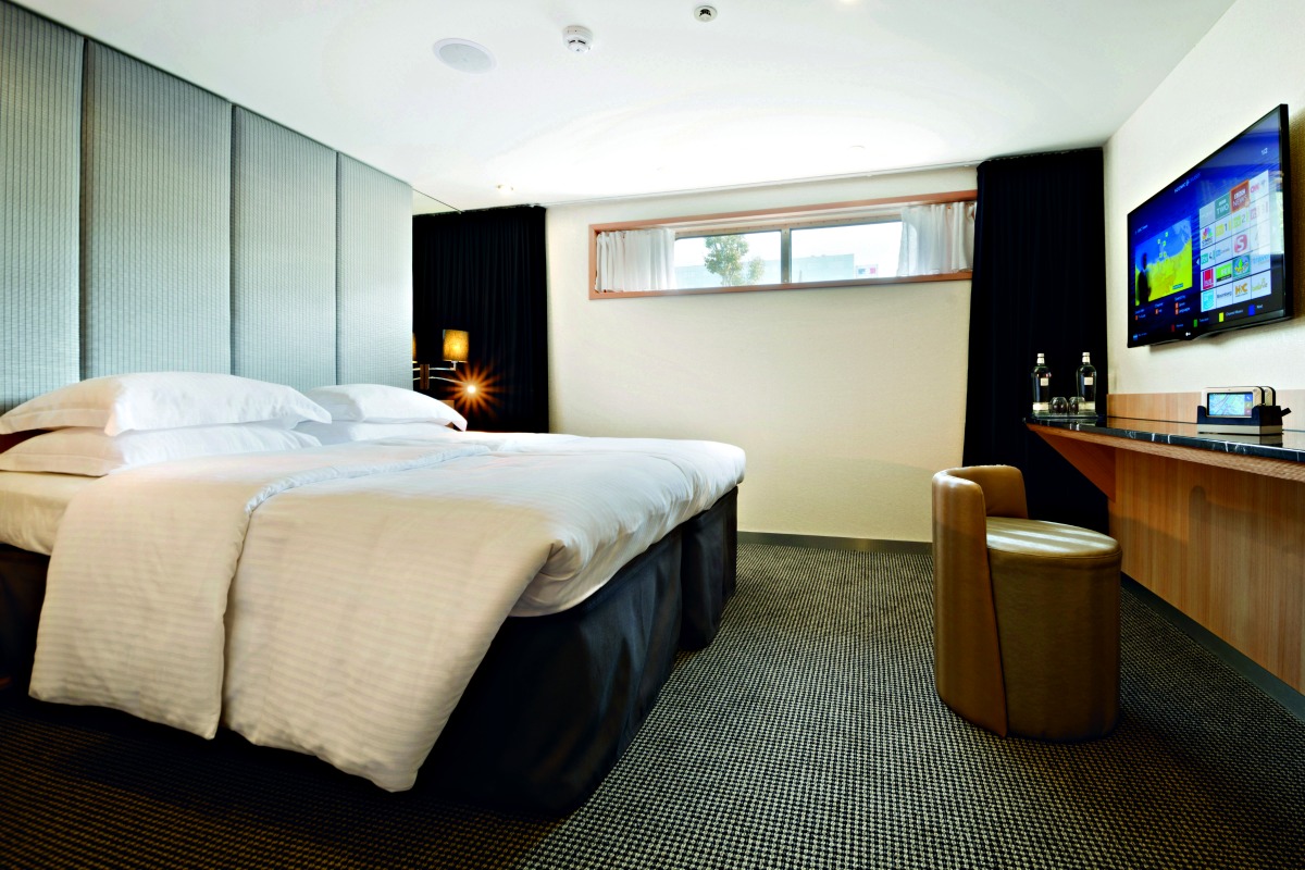Scenic Cruises Scenic Azure Accommodation Standard Suite 1.jpg